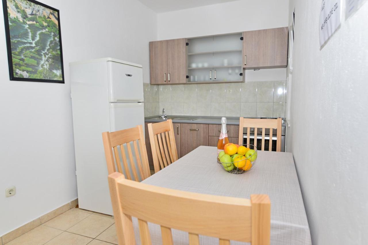 Apartments Martina Vodice Eksteriør bilde